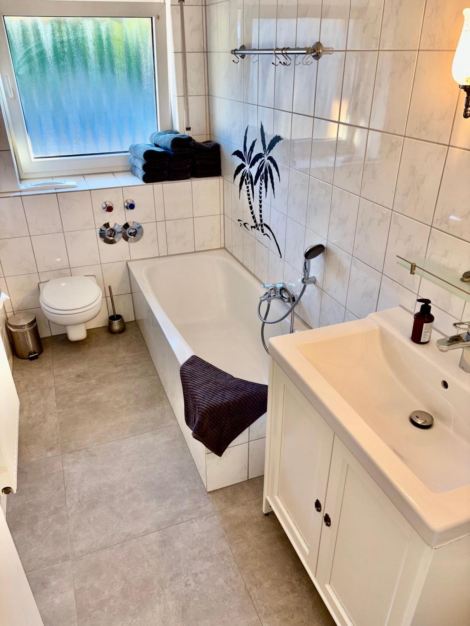 Relaxstay - Balkon - Smart-tv - Wifi * Dielheim